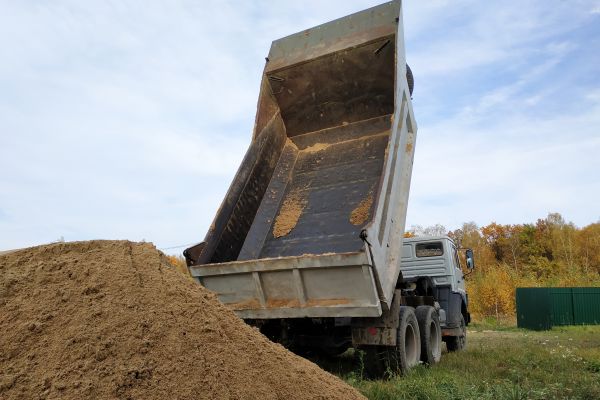 Topsoil Delivery in Stillwater