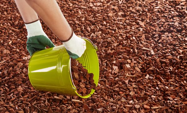 Wood Chip Landscaping in Stillwater